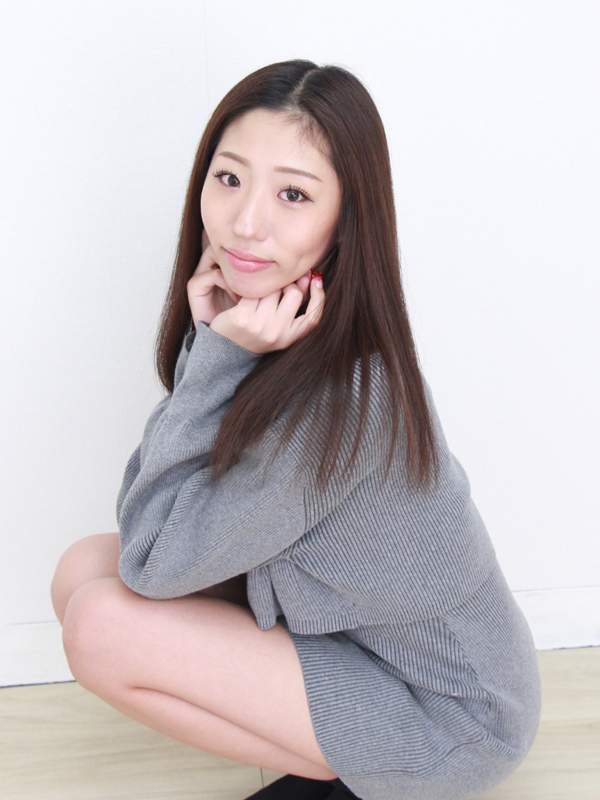 安藤　優里 - 27歳