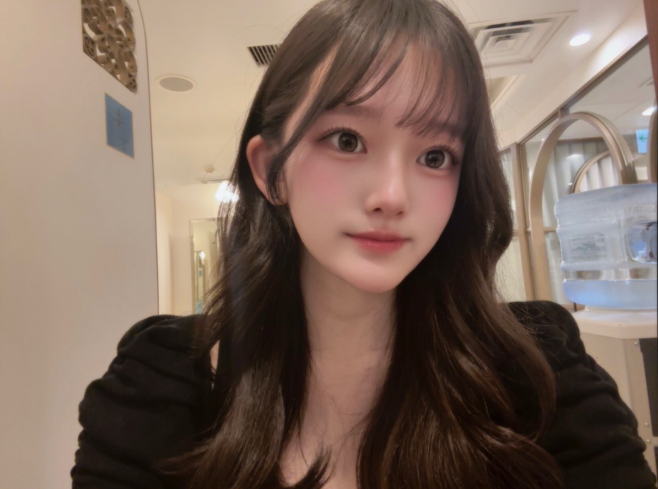 愛月　陽菜 - 20歳