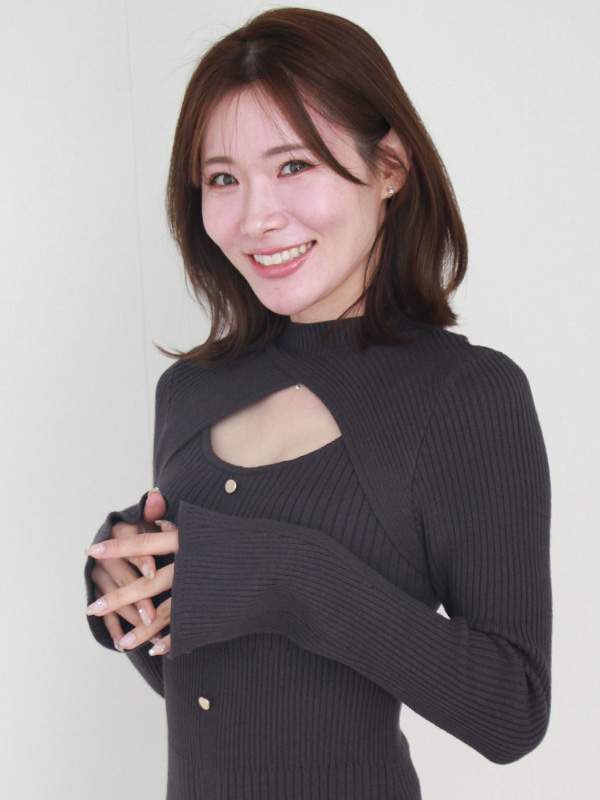 梶　萩花 - 30歳