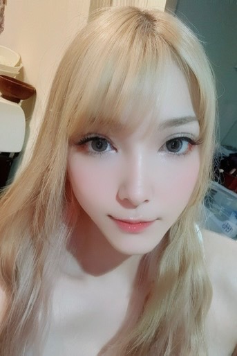 重里　愛莉- 36歳