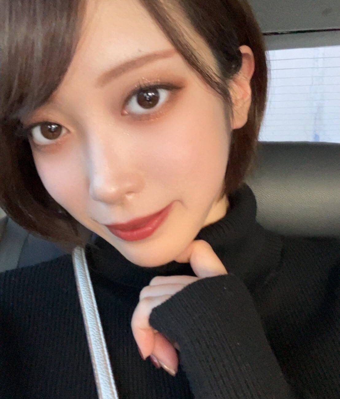 石川　祐奈- 27歳
