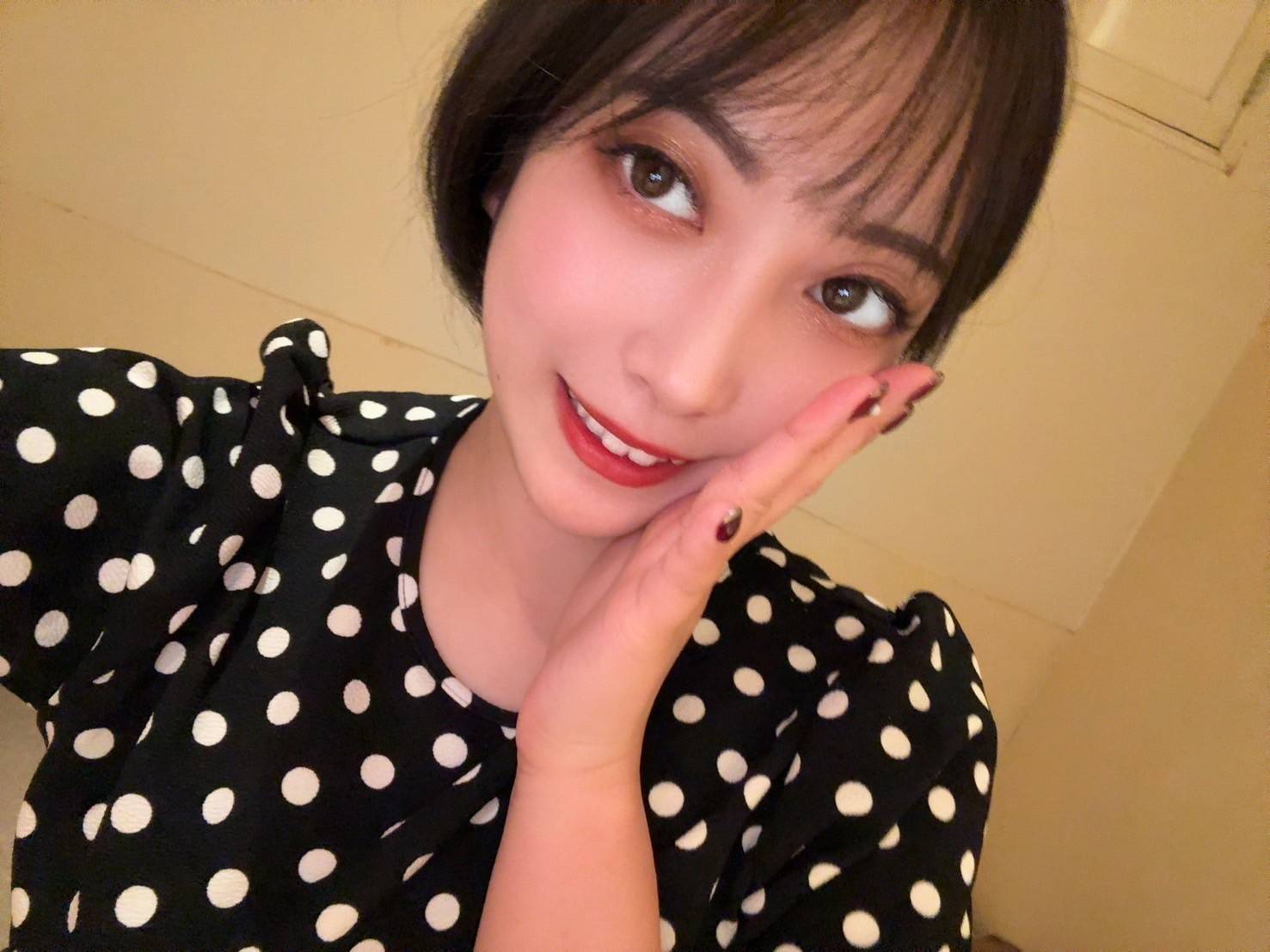 石川　祐奈- 27歳
