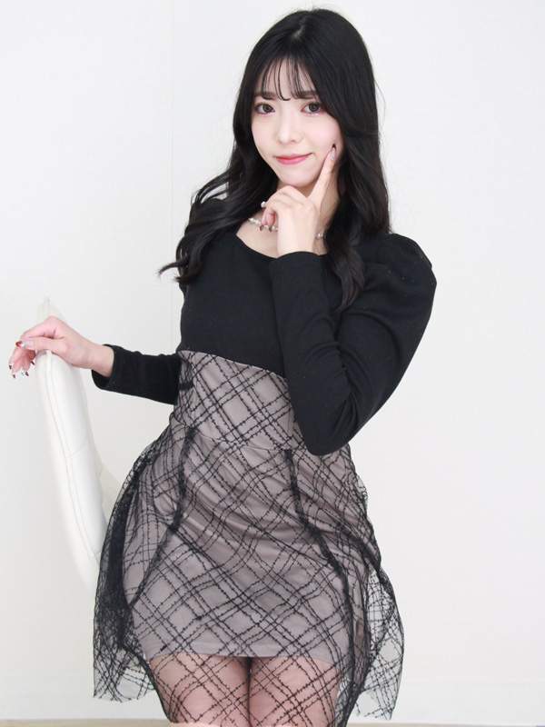 七瀬　優里 - 23歳
