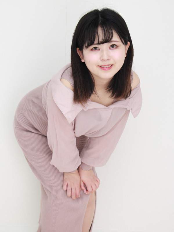 渡辺　芽衣 - 25歳