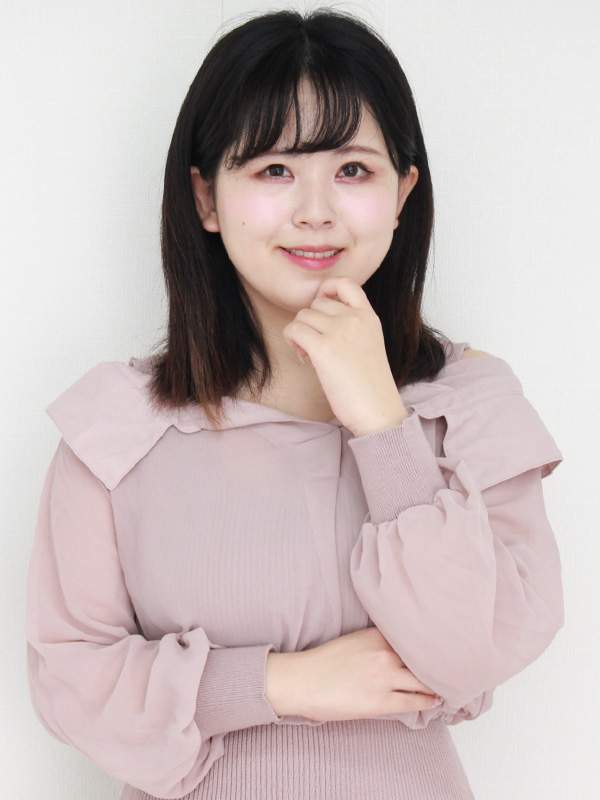 渡辺　芽衣 - 25歳