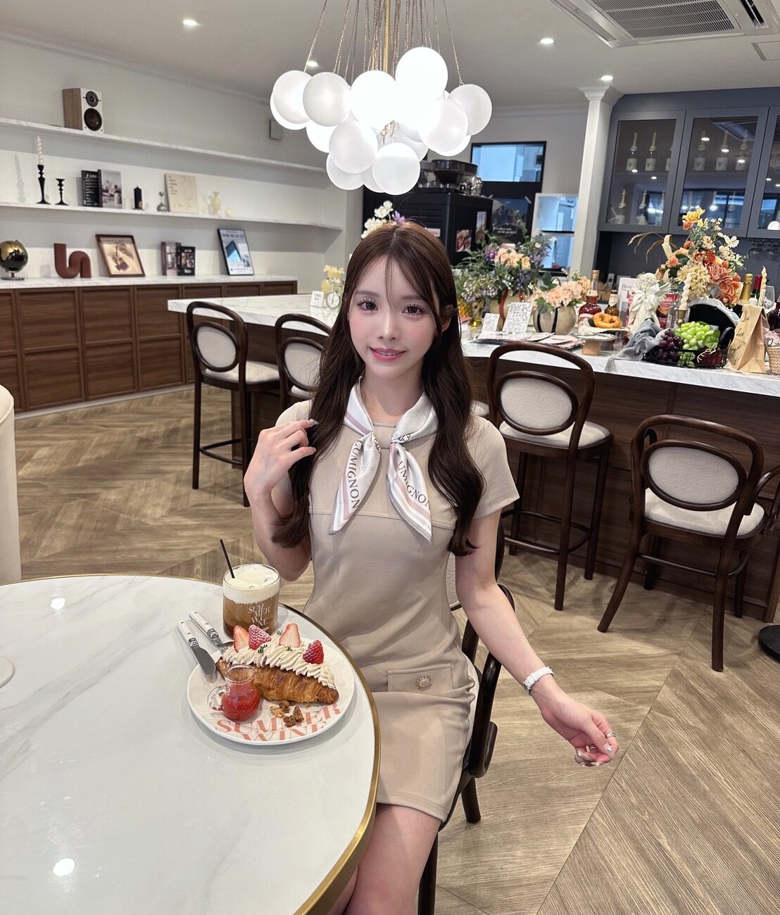 西村　凪紗 - 32歳