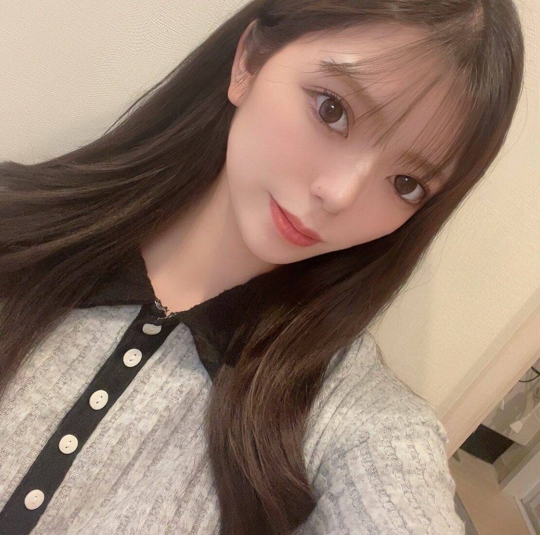 上原　瑠奈 - 25歳