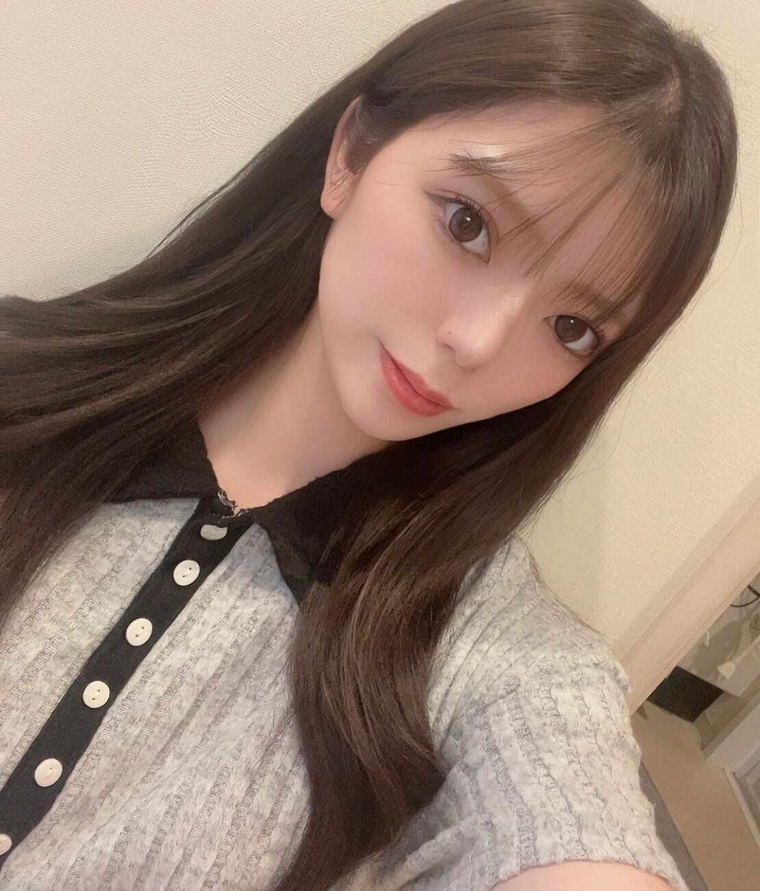 上原　瑠奈 - 25歳