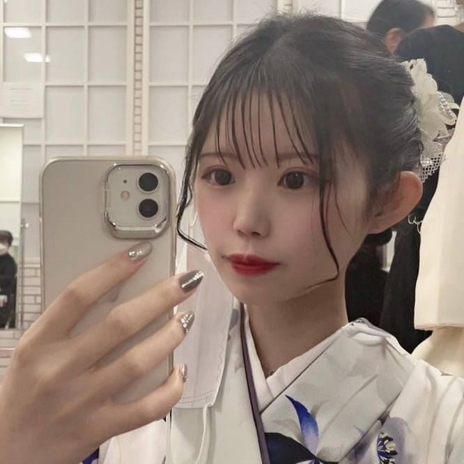 伊月　美奈 - 23歳