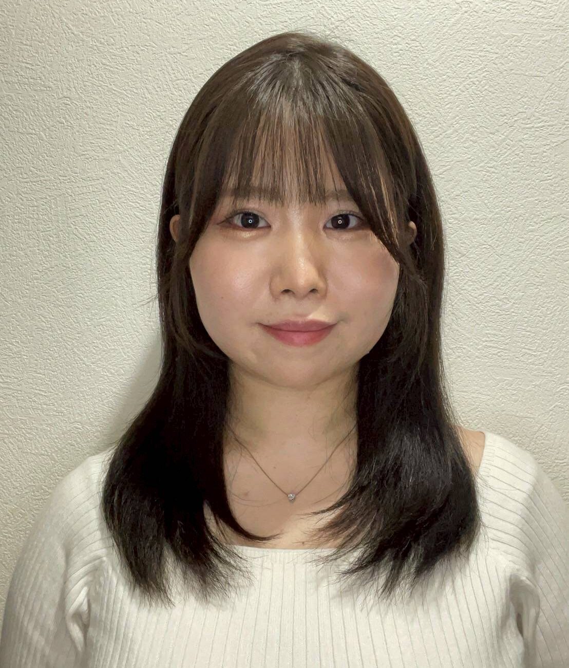 望月　玲奈 - 24歳