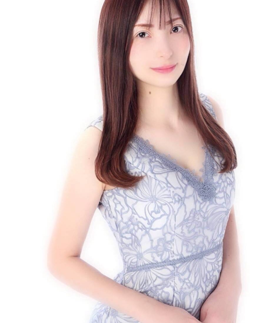 上原　のぞみ – 30歳