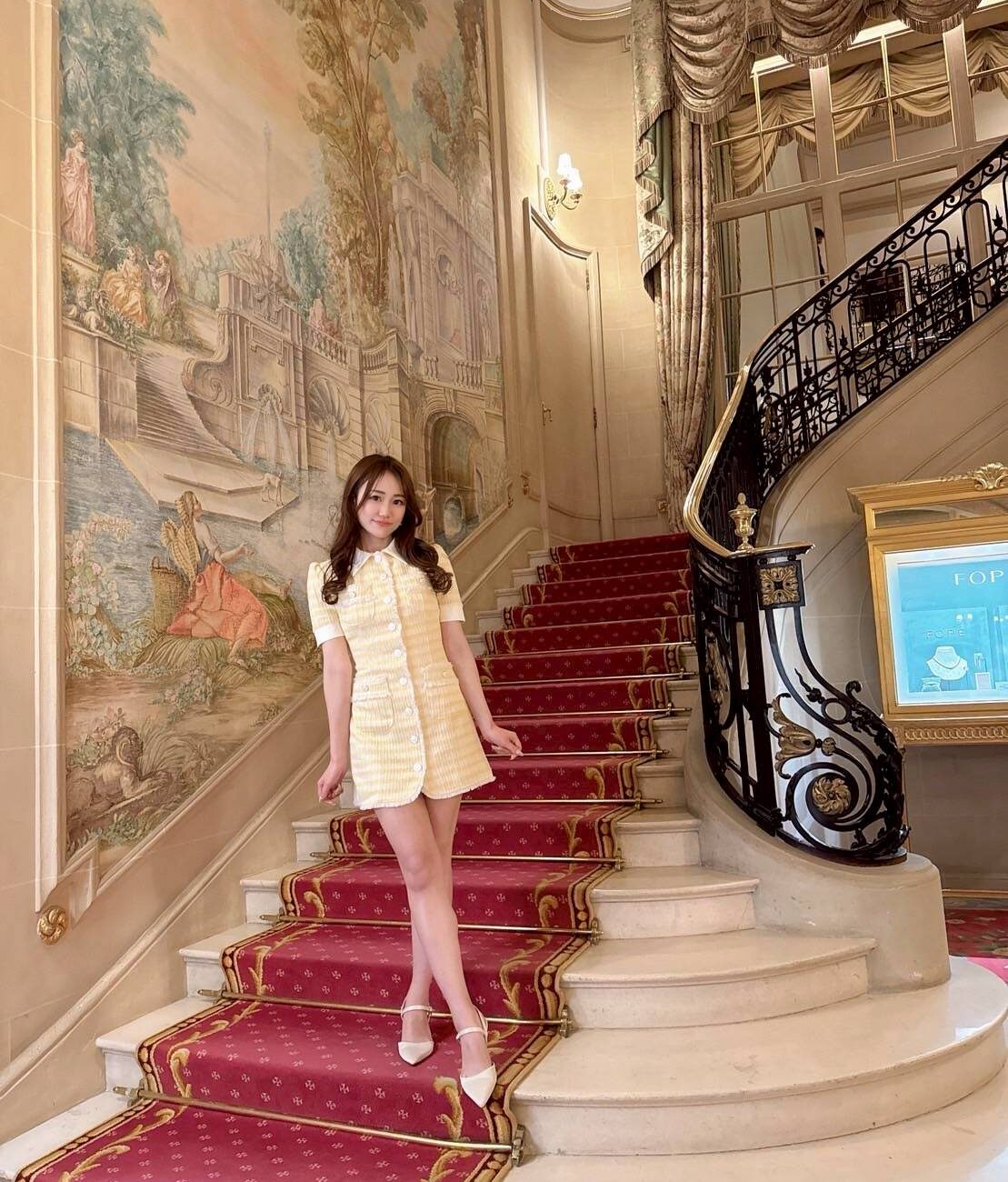 神崎　優衣 – 32歳