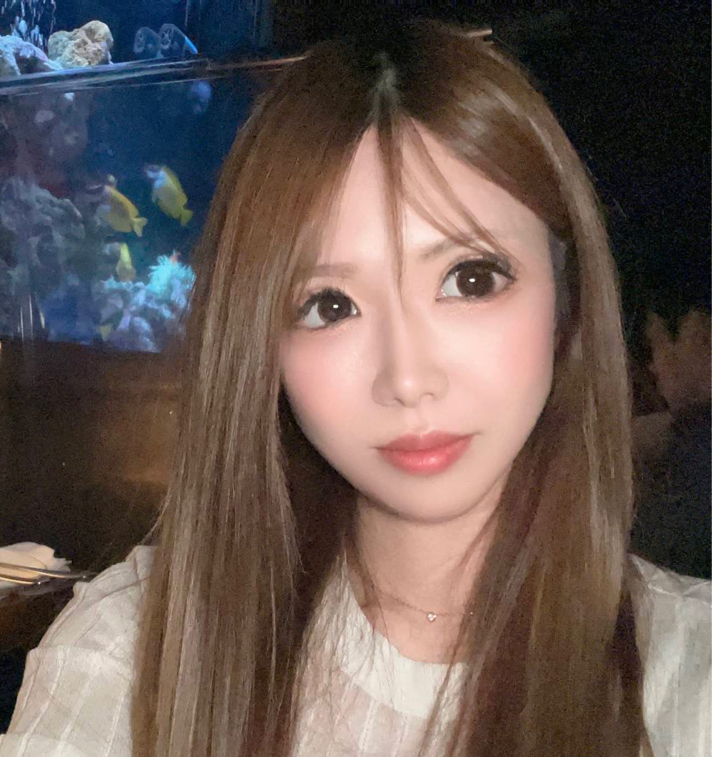 富木　美羽 – 35歳