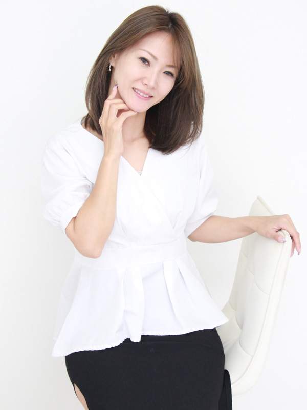 伊藤　有希 - 45歳