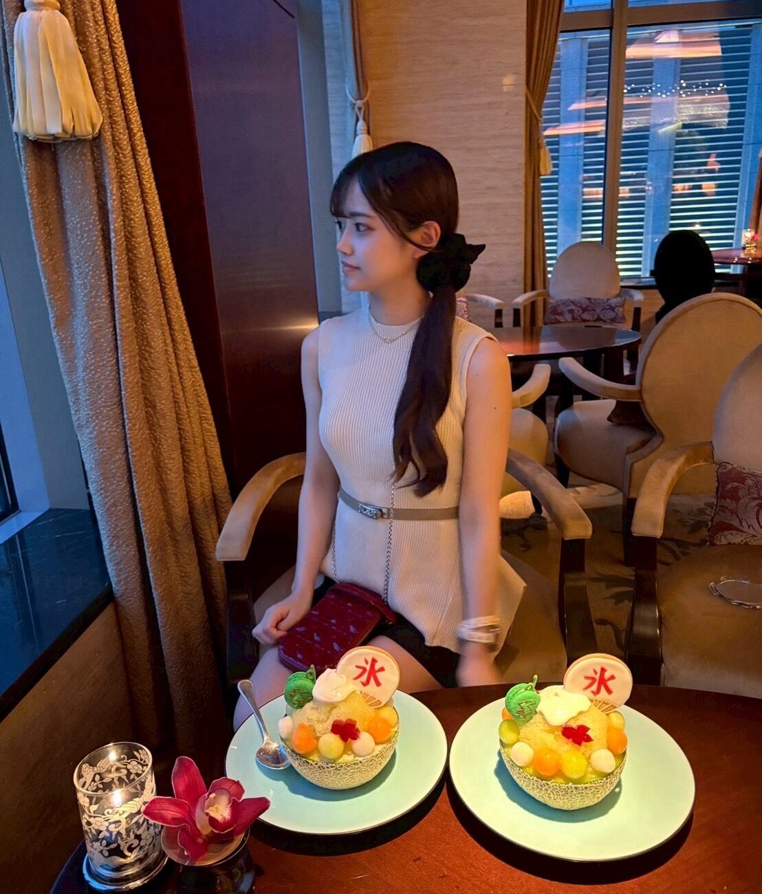 芹沢　璃乃 – 20歳