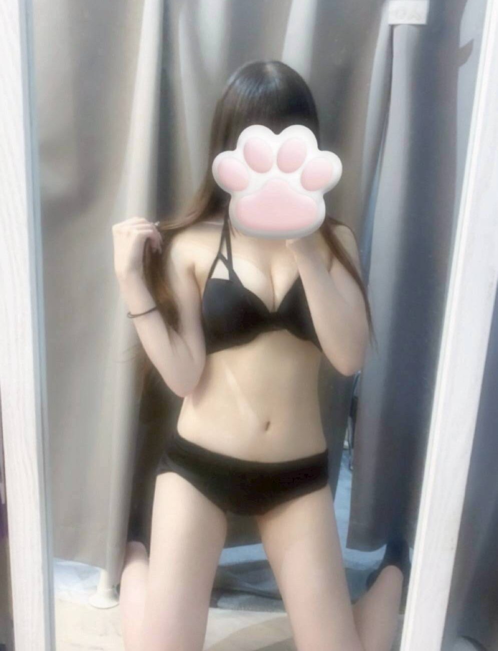 姫乃　ゆあ – 18歳