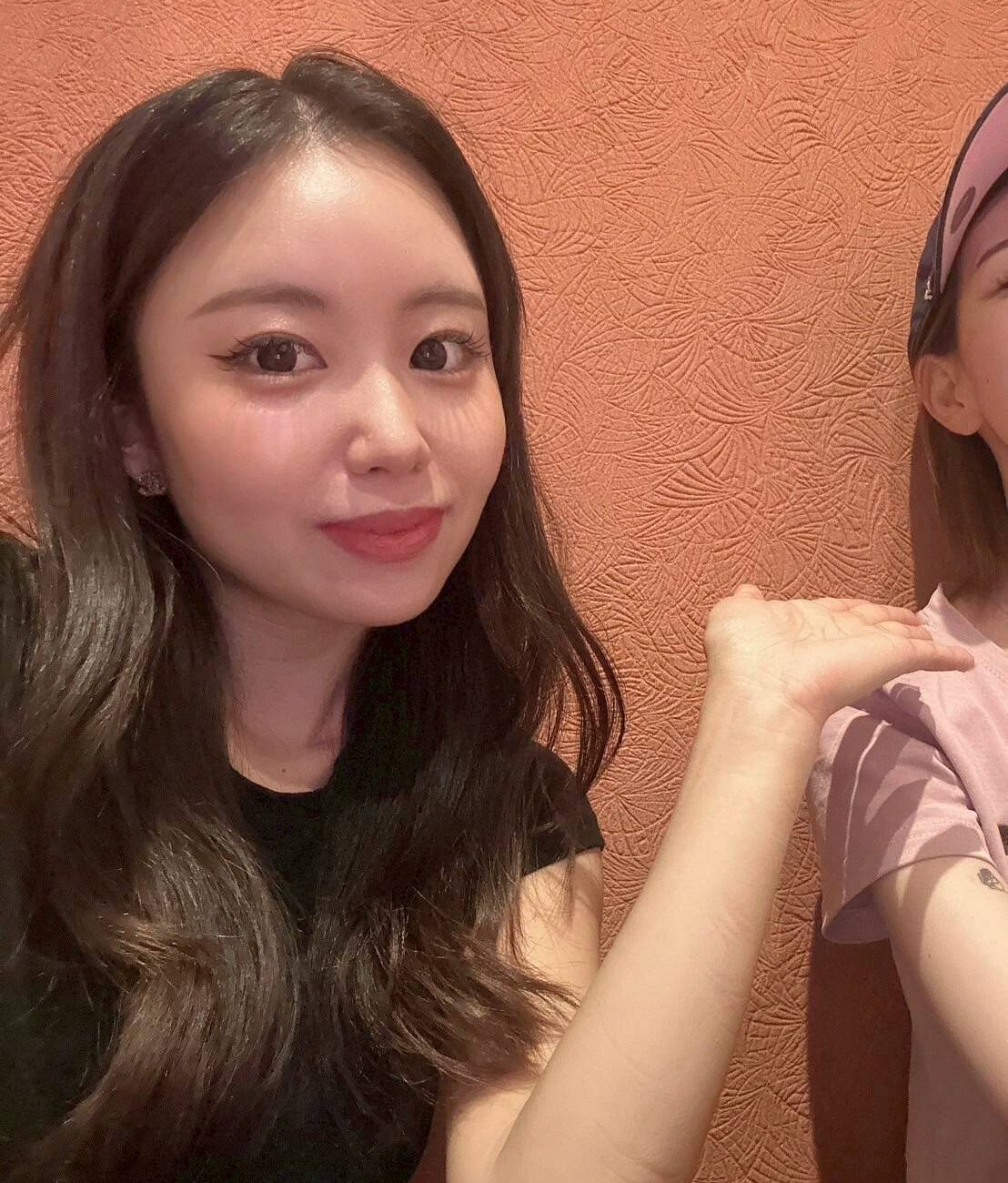 小栗　桃– 25歳