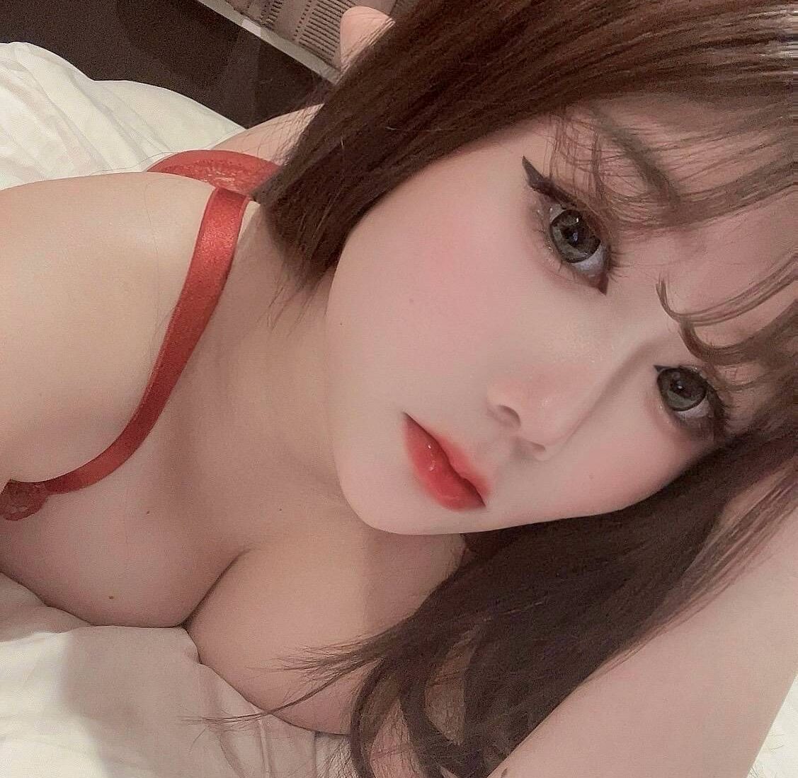 上野　ひかる – 23歳