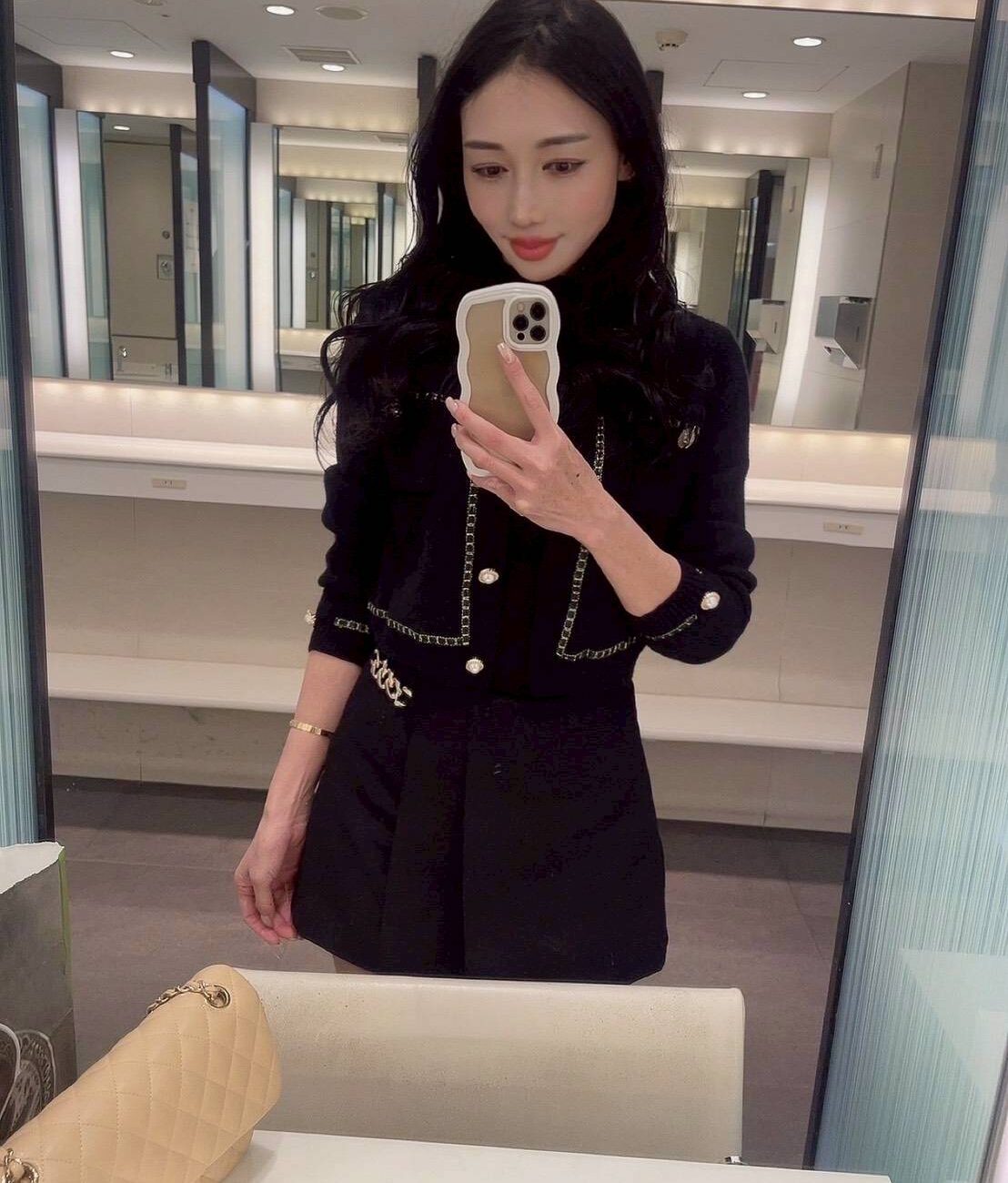 田中　杏奈 – 48歳