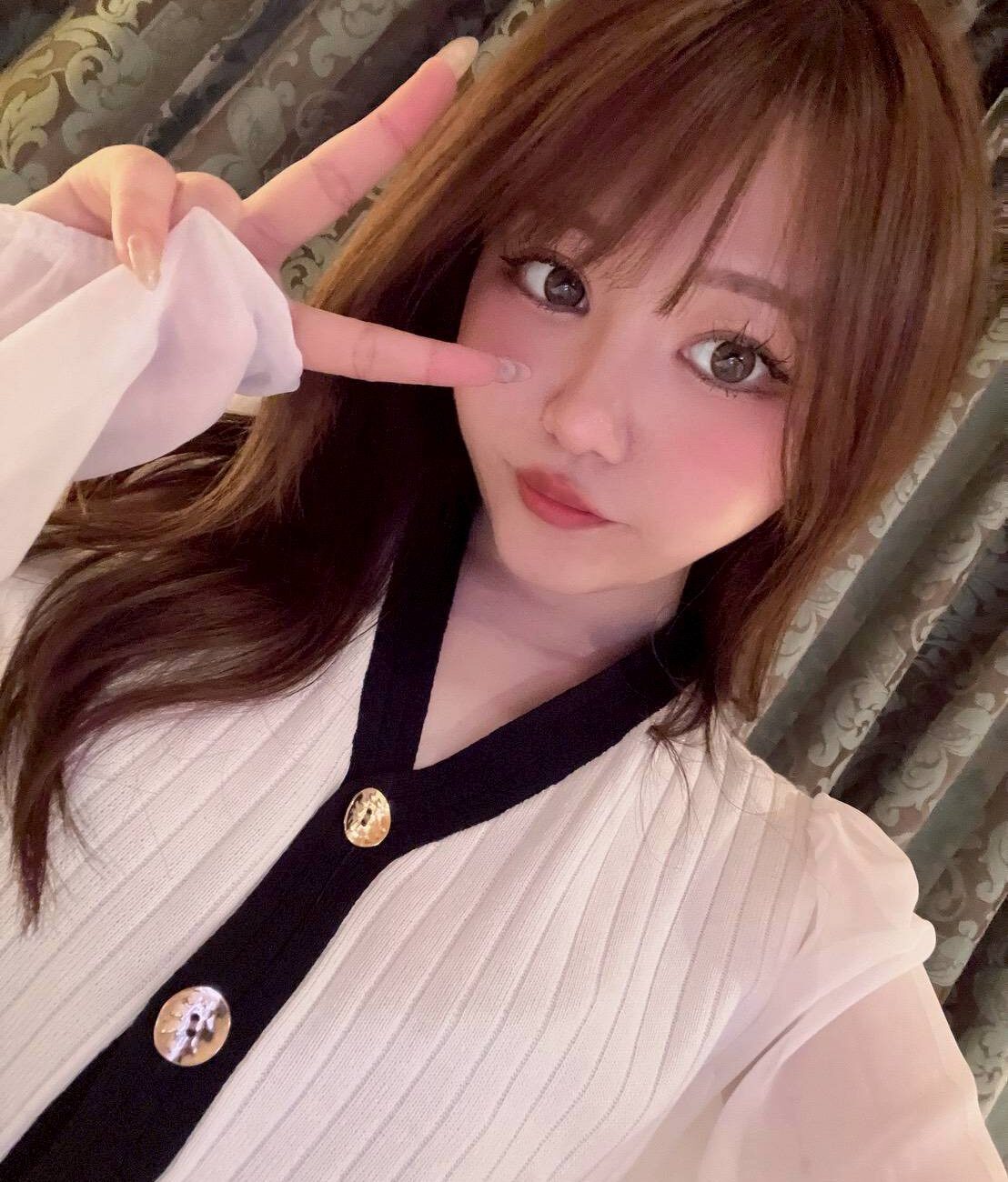 皐　由梨愛 – 25歳