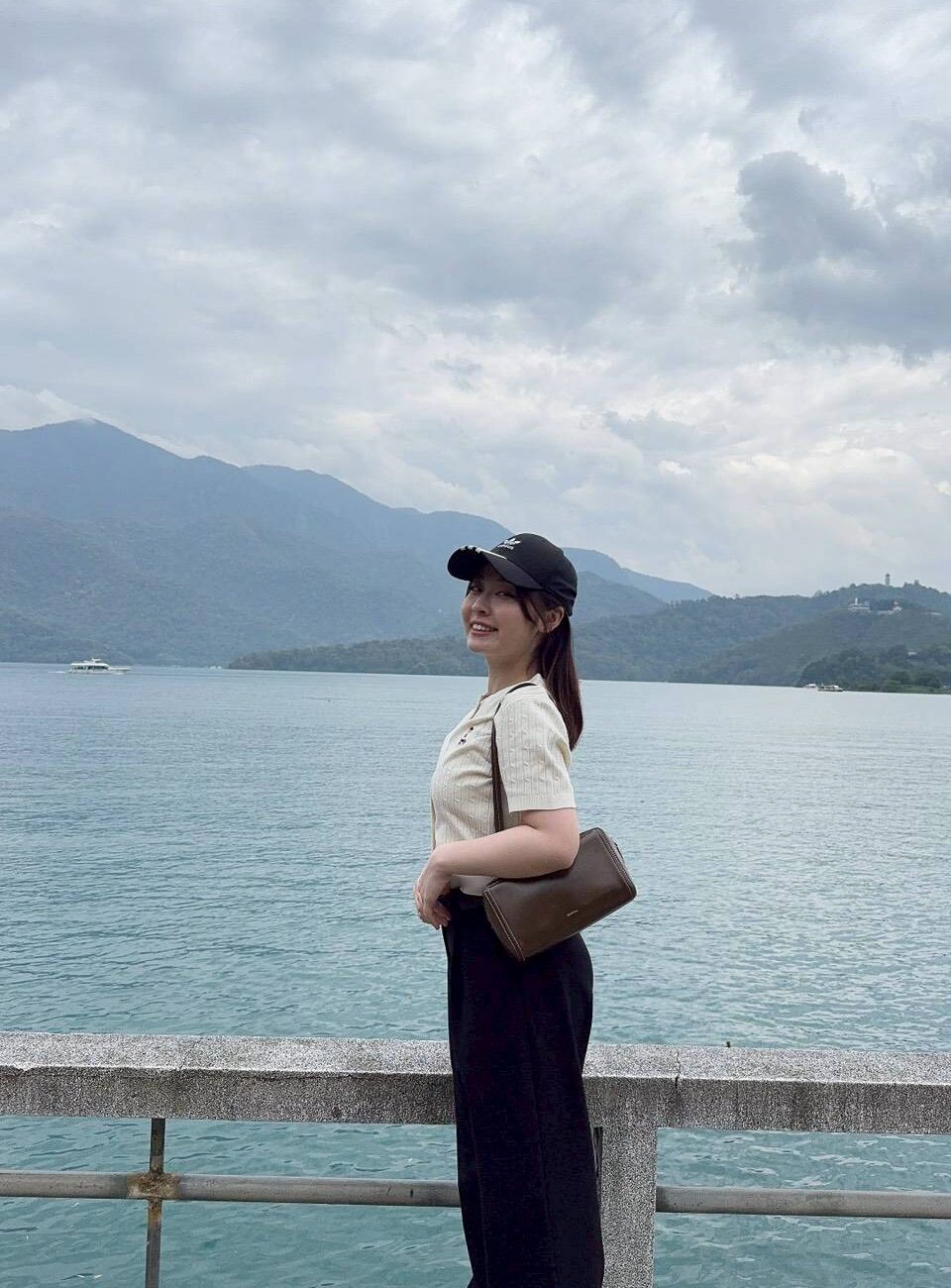 加藤　華 - 23歳