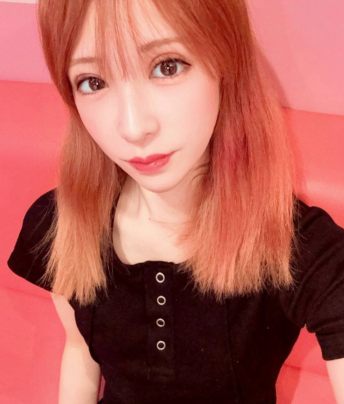 冬月　好美 – 21歳