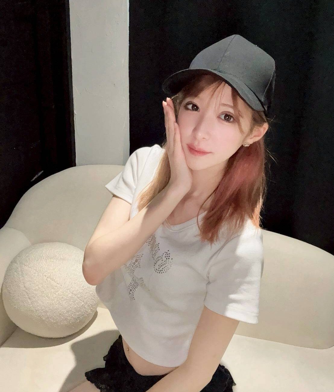 冬月　好美 – 21歳