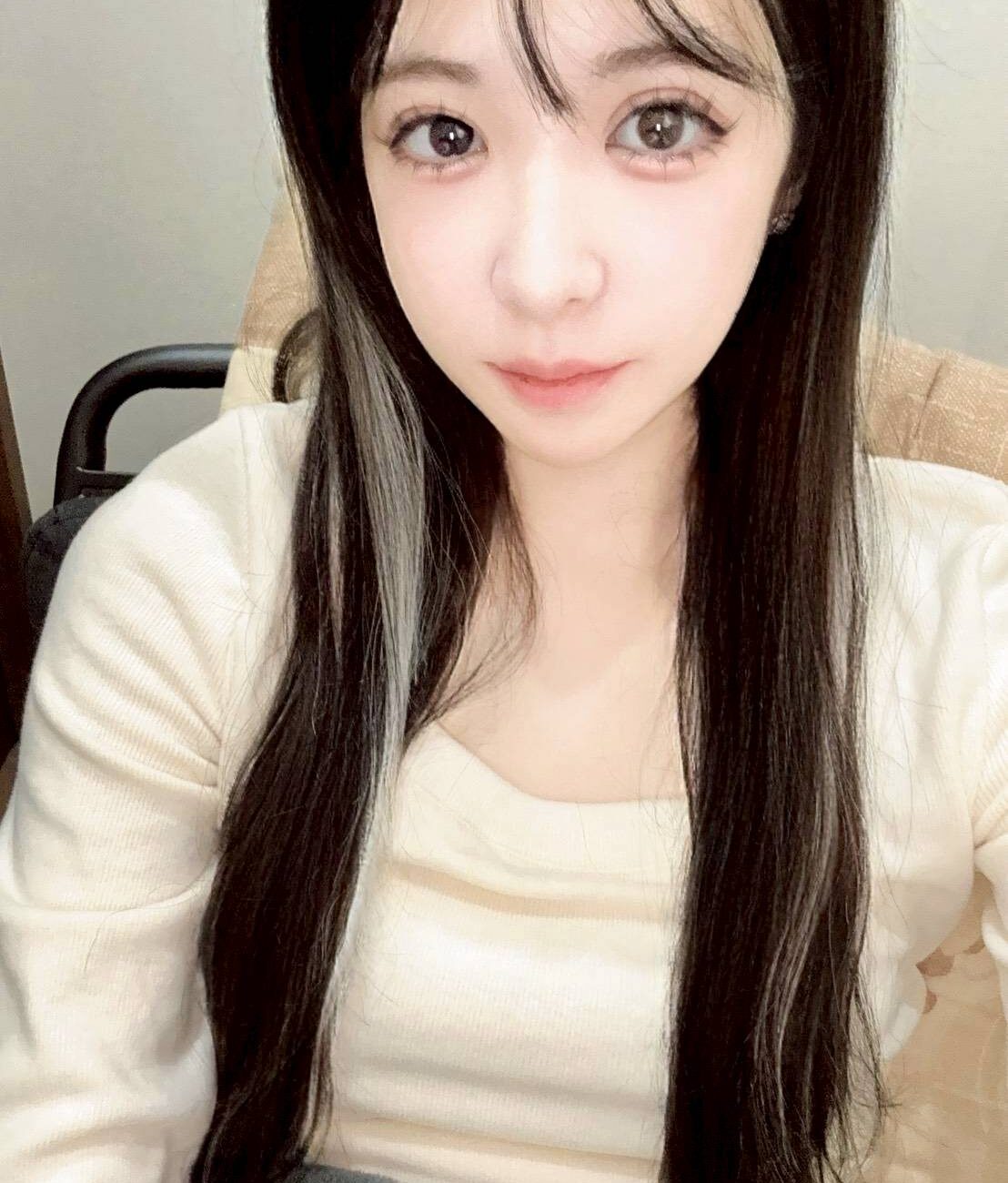 冬月　好美 – 21歳