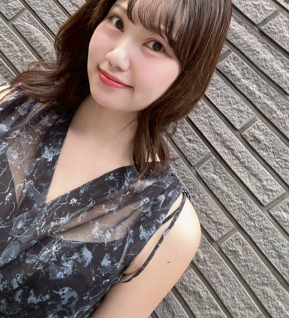 神楽　奈々 – 30歳