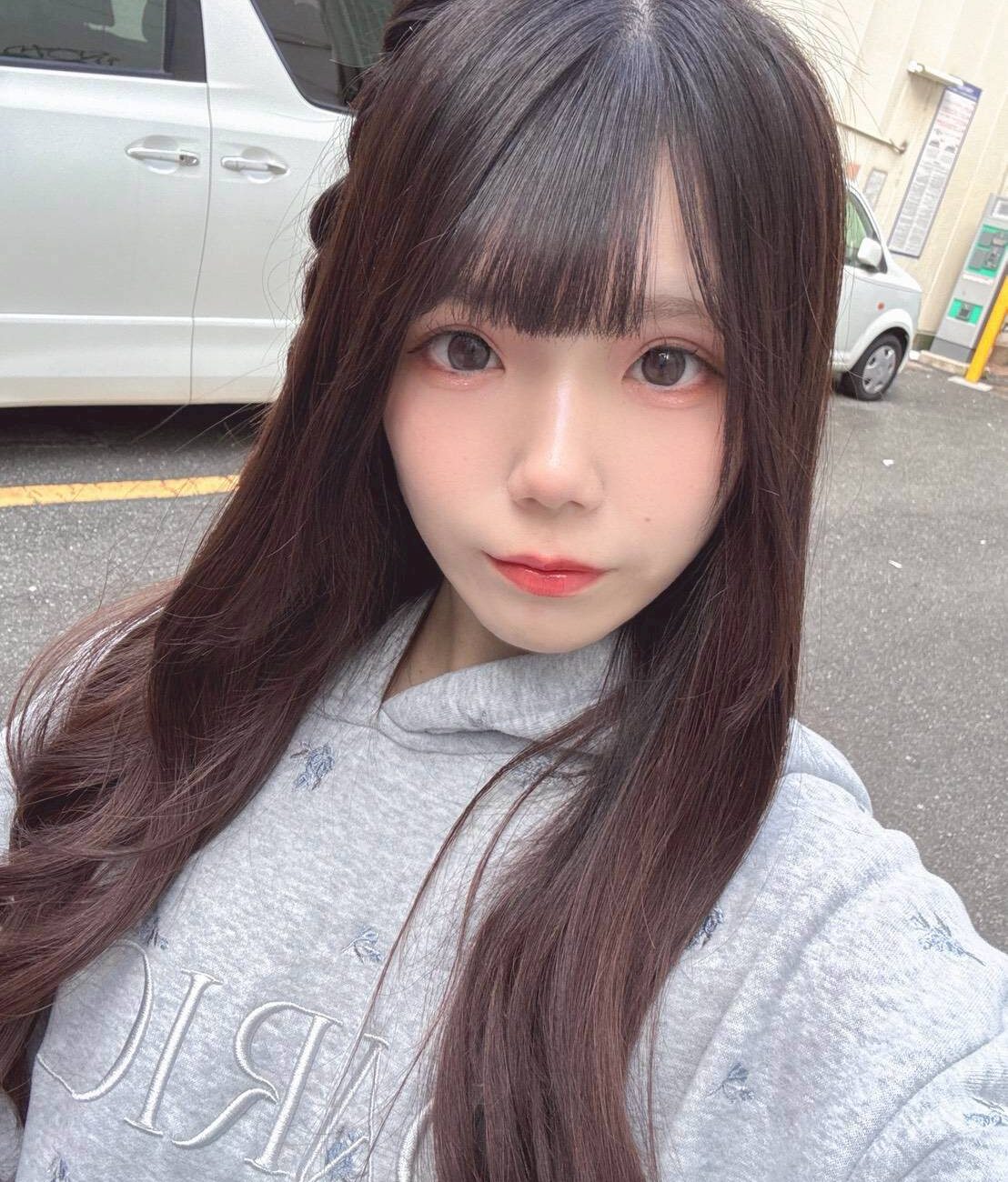 真白　莉沙 - 27歳