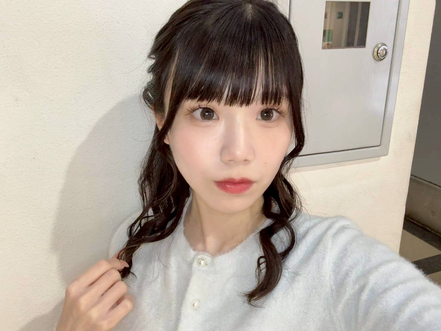 真白　莉沙 - 27歳