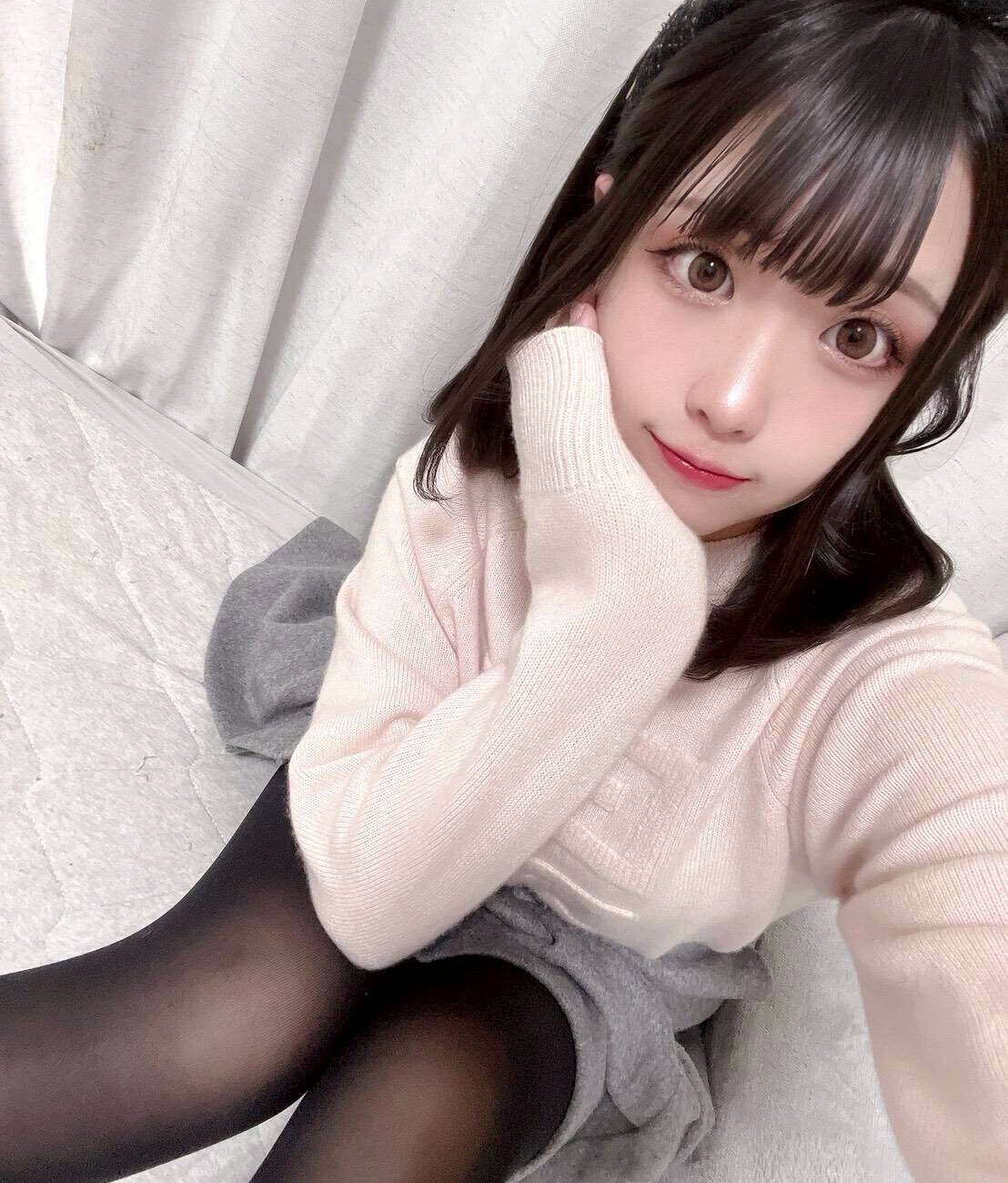 百瀬　ひな - 24歳