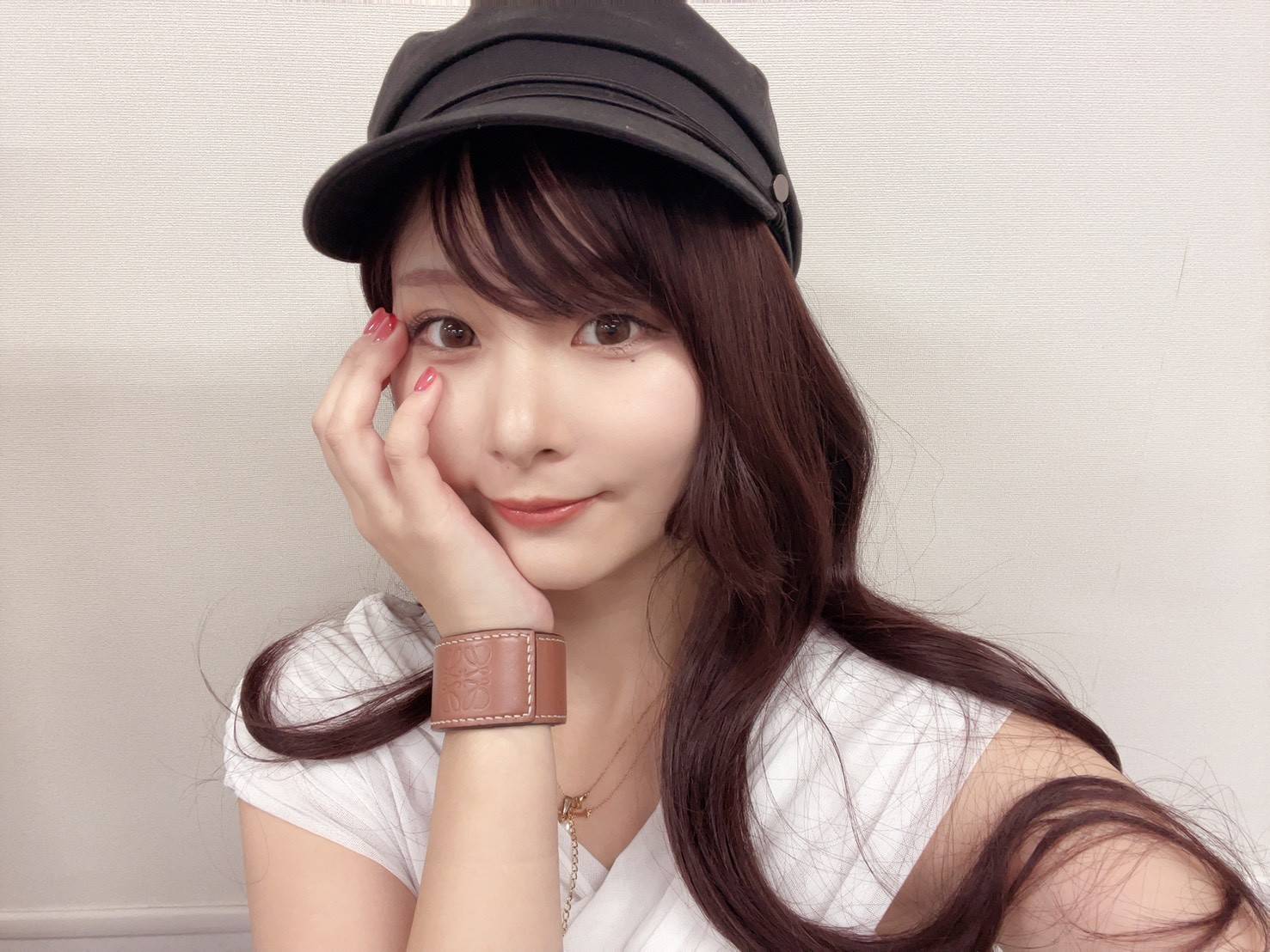 香坂　美桜 - 23歳