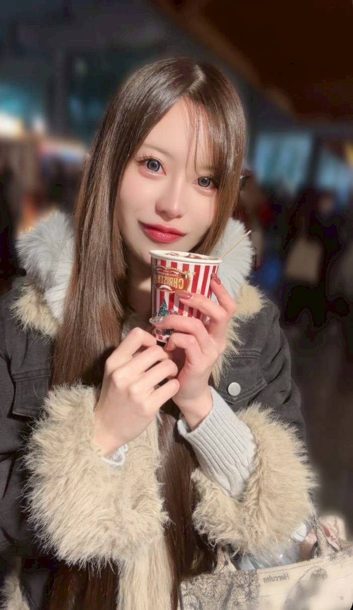 神崎　まりあ - 25歳