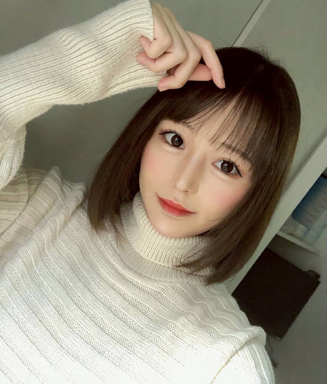 弥　海砂 - 30歳