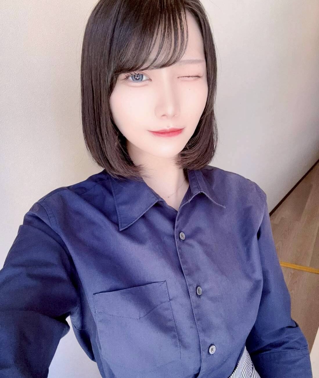 綾波　零 - 24歳