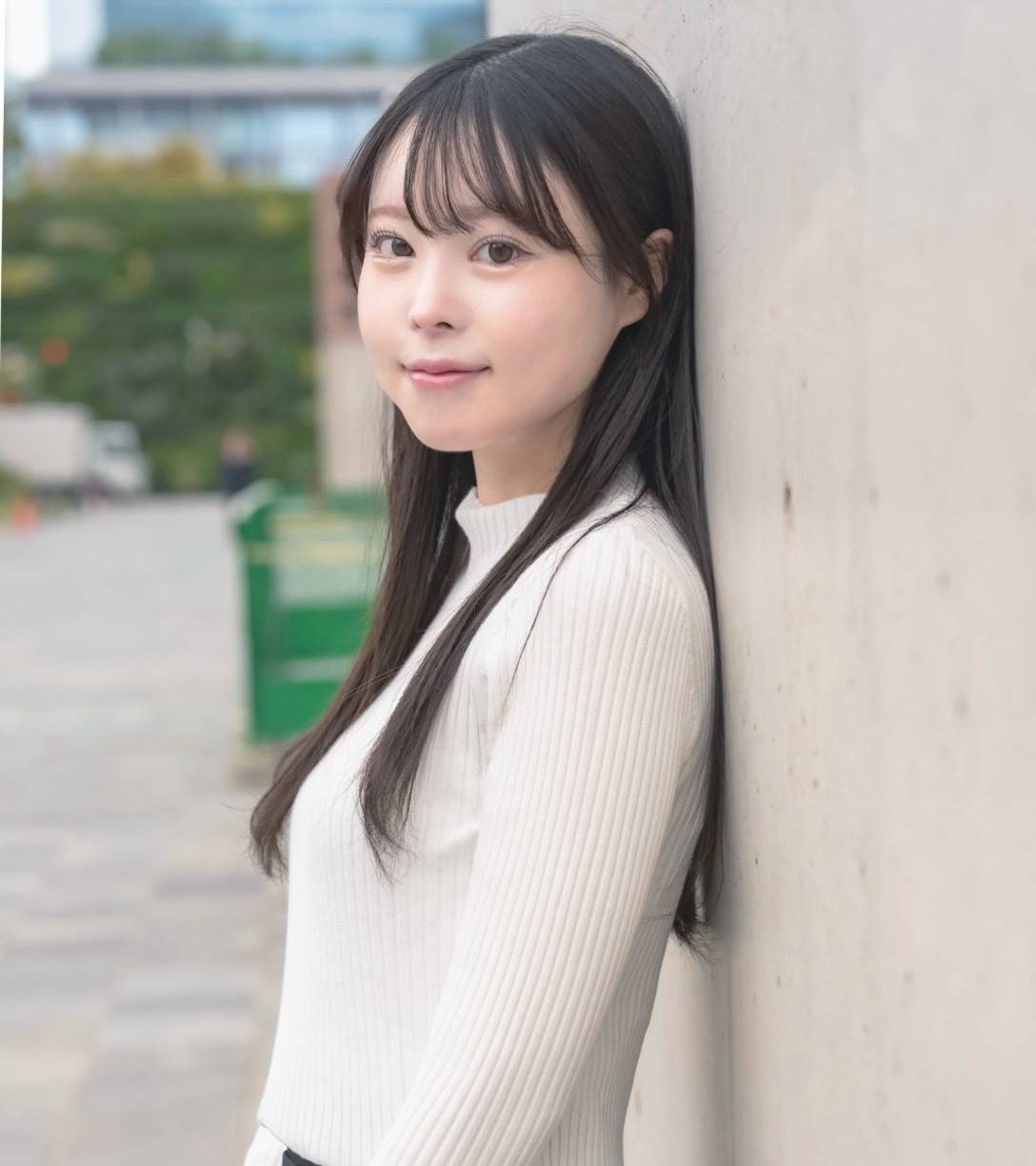 白石　雪乃 - 21歳