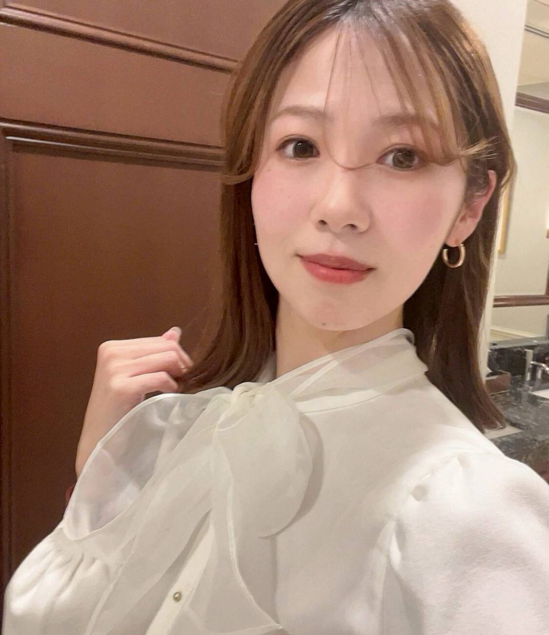 高橋　友莉 - 33歳